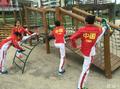 中国体操队训练 移动训练馆+村里健身房(图)