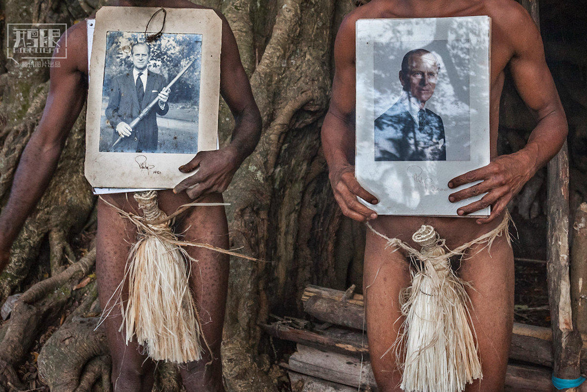 这些小岛居民将西方货物当做宗教崇拜(组图)