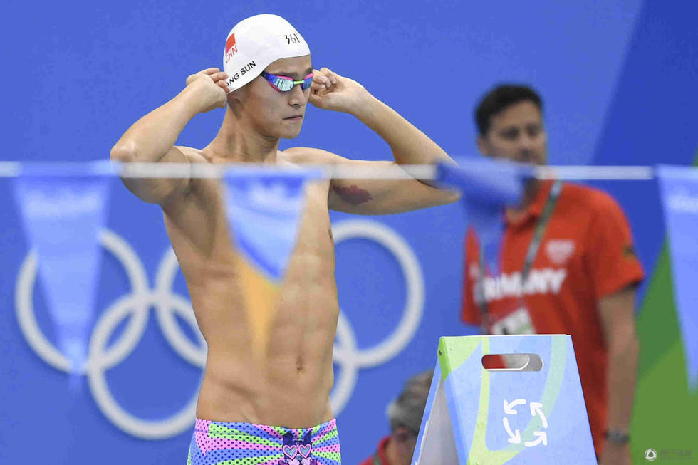 .2016年里约奥运会游泳项目展开首日较量.男子