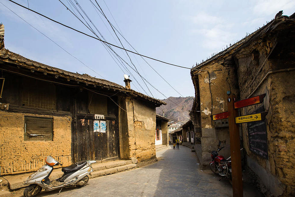 遍布百年明清老房 走进陕西柞水凤凰古镇