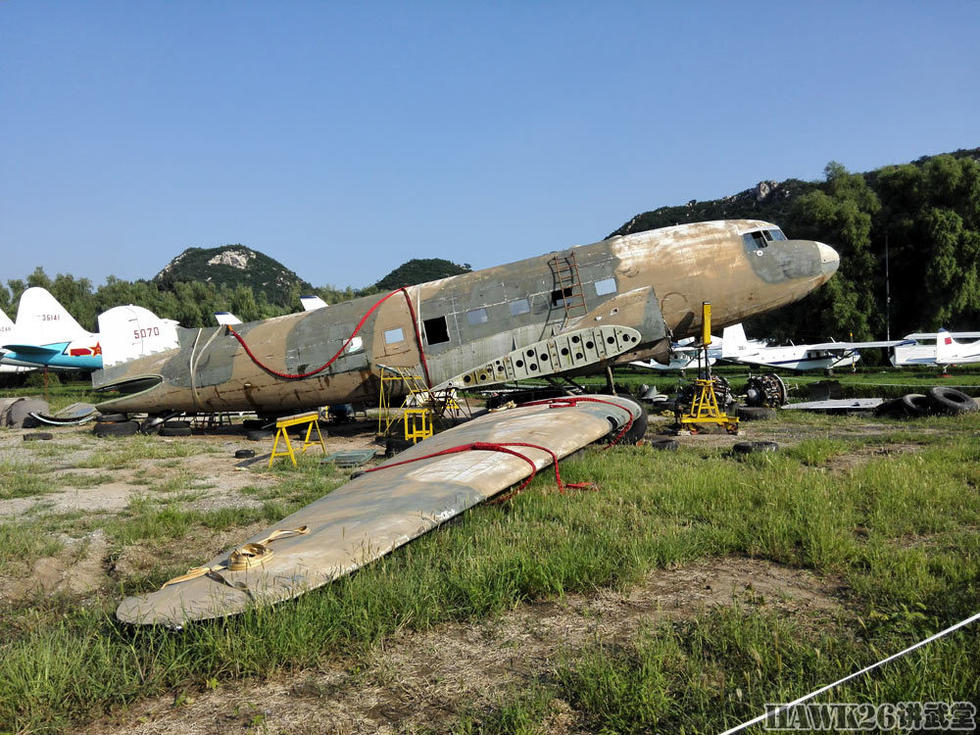 组图:中国航空博物馆稀客 罗德西亚空军c-47运输机