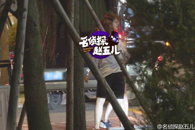 郑爽胡彦斌被曝已经复合 一起庆生还过夜(组图)