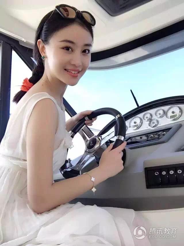 川师女神老师组团走红 美到学生不愿逃课(高清图)