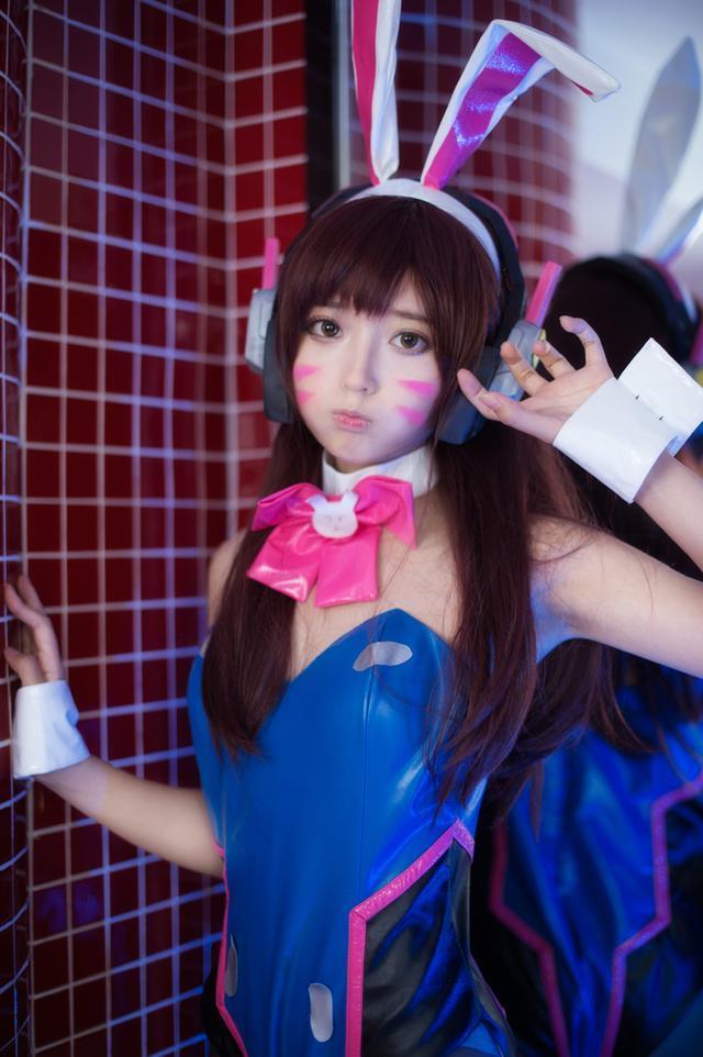 二次元少女cos兔女郎d.va超甜美