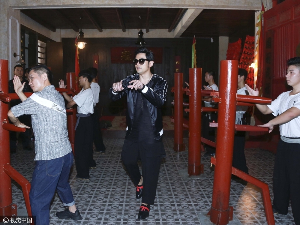 恒大球员预备队联赛辱骂裁判 被停赛4场罚款2