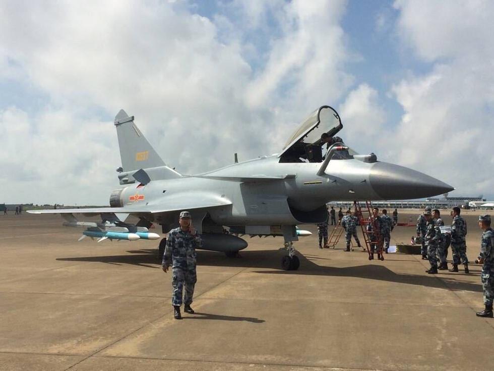 空军正式列装歼10B 公开现身珠海 - AcFun弹幕视频网 - 认真你就输啦 (ω)ノ- ( ゜- ゜)つロ