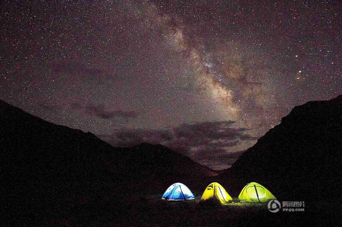 小伙41天徒步1060公里瘦29斤 喝雪水睡牛粪堆