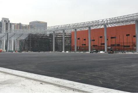 上海首座屋顶标准体育场将投用 足球场位于13