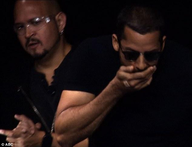 活埋,溺水,枪击…他与死神8次擦肩而过 (组图)