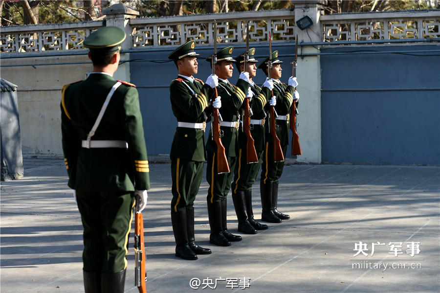 钓鱼台国宾卫士班罕见曝光  彰显国威的国家名片