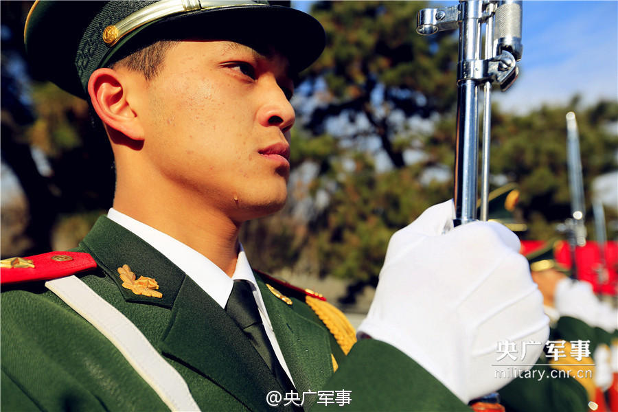 钓鱼台国宾卫士班罕见曝光  彰显国威的国家名片