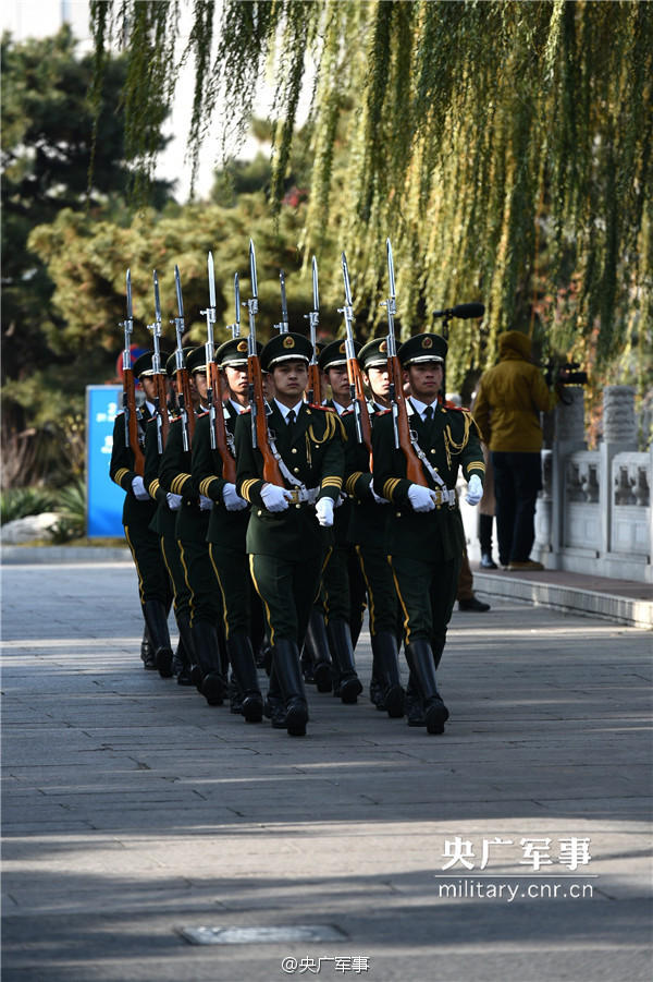 钓鱼台国宾卫士班罕见曝光  彰显国威的国家名片