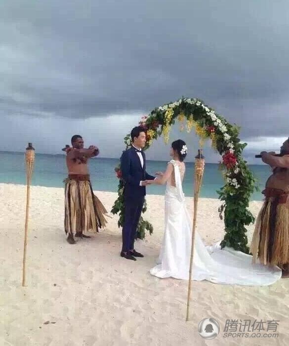 刘翔吴莎被曝秘密完婚 在斐济办特色婚礼 (组图)