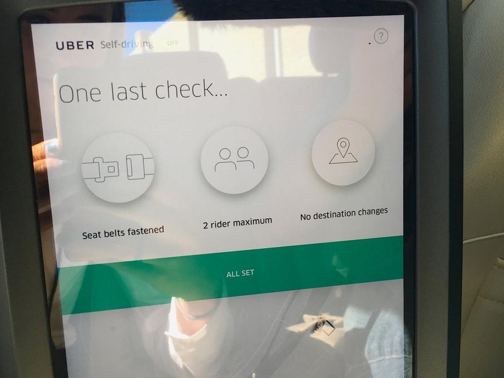 红色按钮一键切换 Uber自动驾驶汽车内部什么样？