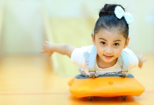 沪将新建社区幼儿托管点 服务本市户籍2至3岁