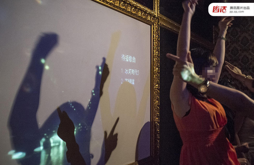 一个中国商人镜头下的浮沉夜总会 失落名利场(图)