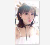 LOL女主播在医院还看这种视频 被护士教育