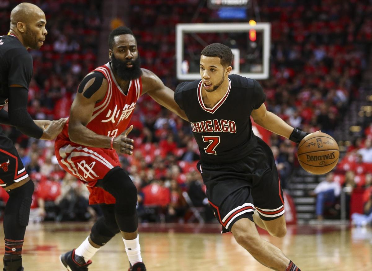 姚明球衣退役火箭加时擒公牛 哈登砍42+12+9