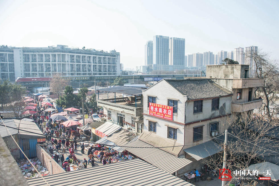 龙潭寺人口_龙潭寺龙湖丽景(2)