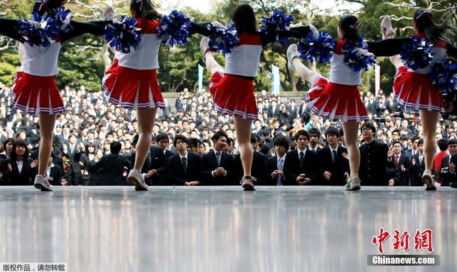 组图:日本学生的求职会 啦啦队助阵喊口号