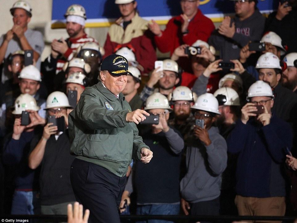 【转载】特朗普视察最强航母:要求增加至12艘