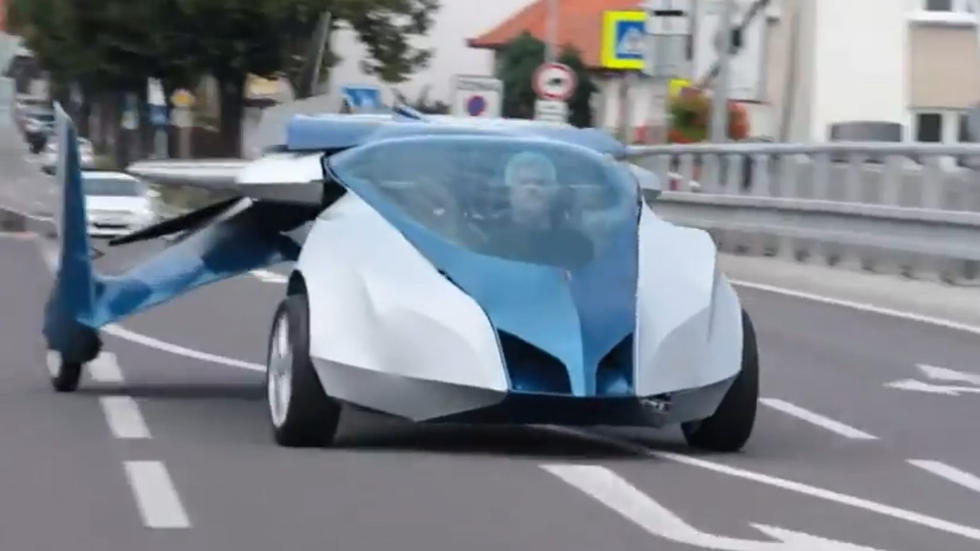 飞行汽车今年接受预订 飞行速度最快200公里/小时