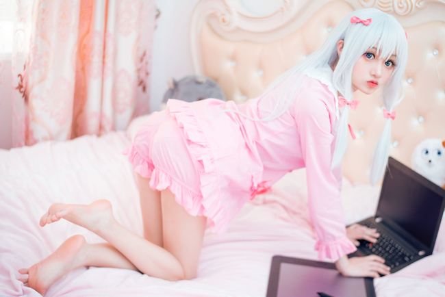 《埃罗芒阿老师》和泉纱雾