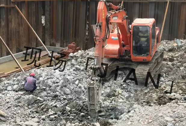 无锡一小区现土豪业主 两千万购别墅将其夷为平地