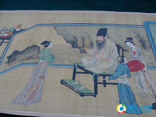 走进三峡博物馆 与唐伯虎真迹东坡琴亲密接触