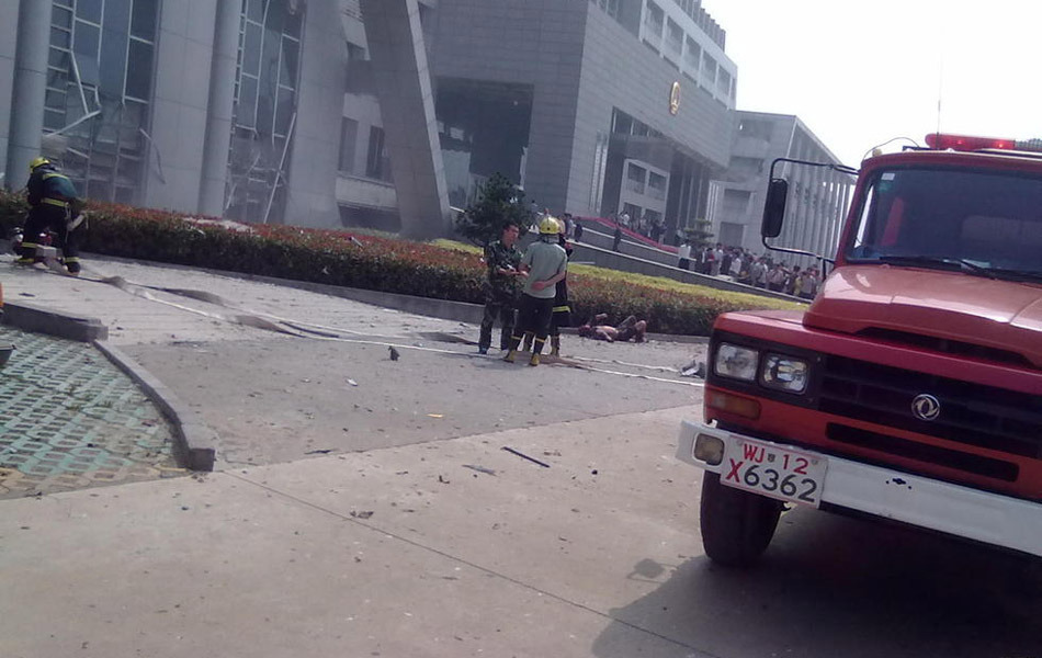 江西抚州市检察院等三地发生爆炸 2人死亡
