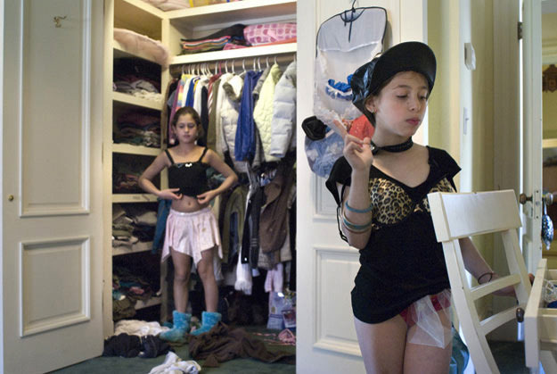 组图:揭露美国<em>90后女学生</em>的随性私密生活照_大