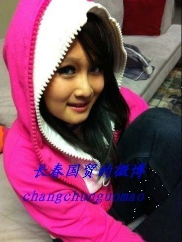 赵本山儿子照片被曝光 网友惊呼长得像李宇春