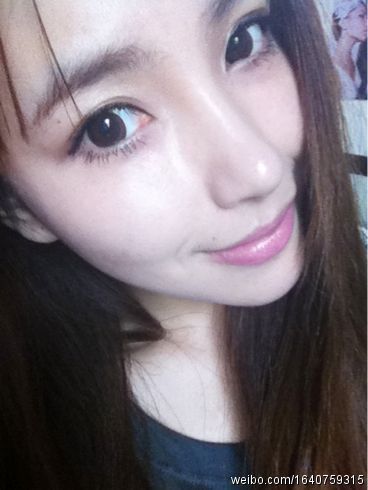 <em>2011最美快女</em>施笑朔夏日私房搭-购物画报 | 拍