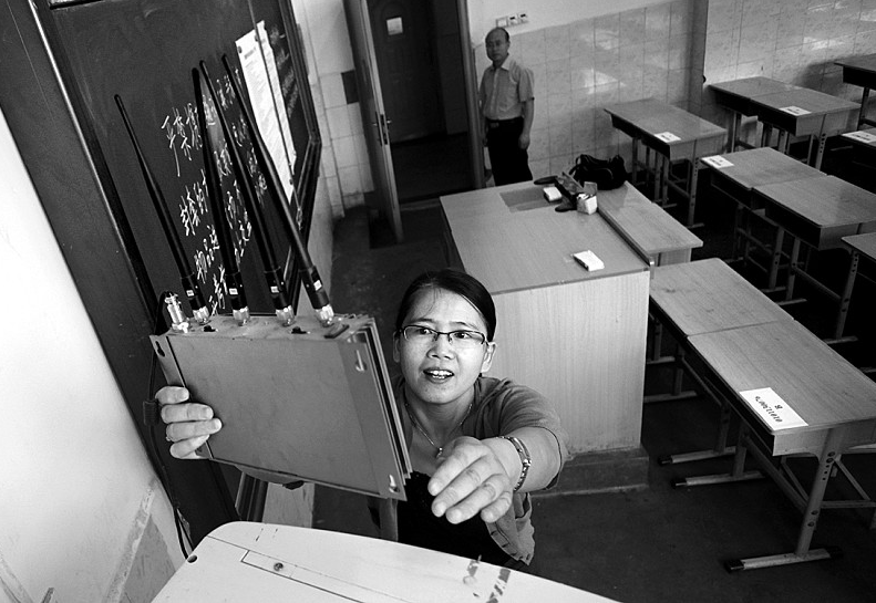 陕38万考生今高考 进考场须经金属探测仪检测