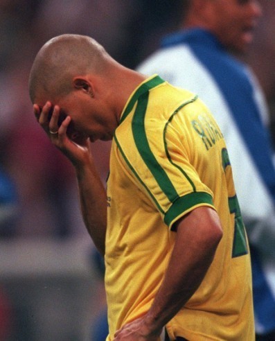 98年法兰西世界杯最后一场巴西Vs法国,外星人