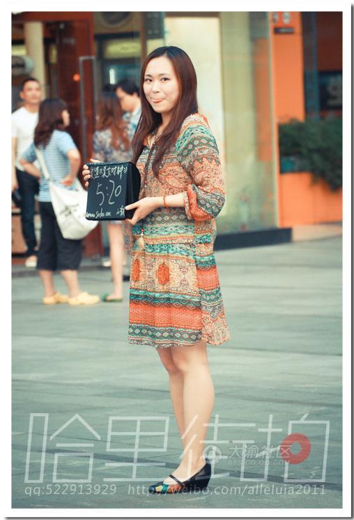 <em>养眼</em>呀 快看<em>街头美女</em>夏季清凉搭配(组图)_腾讯