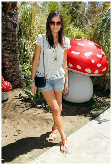 今年大热 女明星穿上瘾 | 服饰搭配 - 橘园<em>小说</em>社