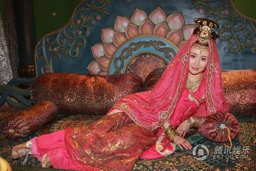 《<em>西游记</em>》<em>女儿国</em>探班 <em>张纪中</em>恳请媒体正面报