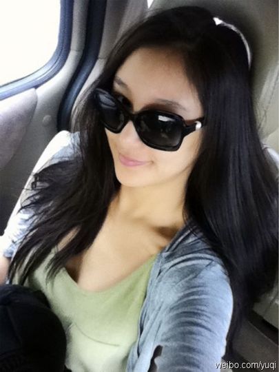 一起玩哟 - 第一代网络美女 <em>刘</em>羽琦 自拍私房照