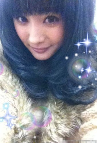 杨幂私密照片集曝光 与冯绍峰亲密遭遇家暴