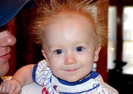 瞧瞧宝宝们的超搞怪发型