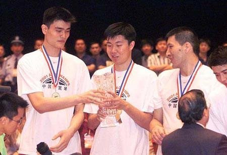 姚明国家队生涯:10次应征68场比赛4个冠军