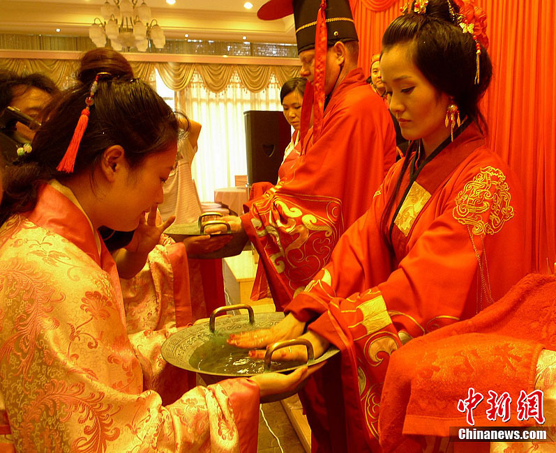 国新郎汉服婚礼迎娶中国新娘 缘定 梦回唐朝