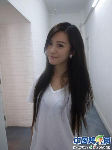 <em>高校</em>校花性感美<em>艳照</em>_腾讯大秦网