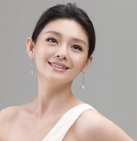 组图:大S连发丑照自称金星人 网友:彻底疯了