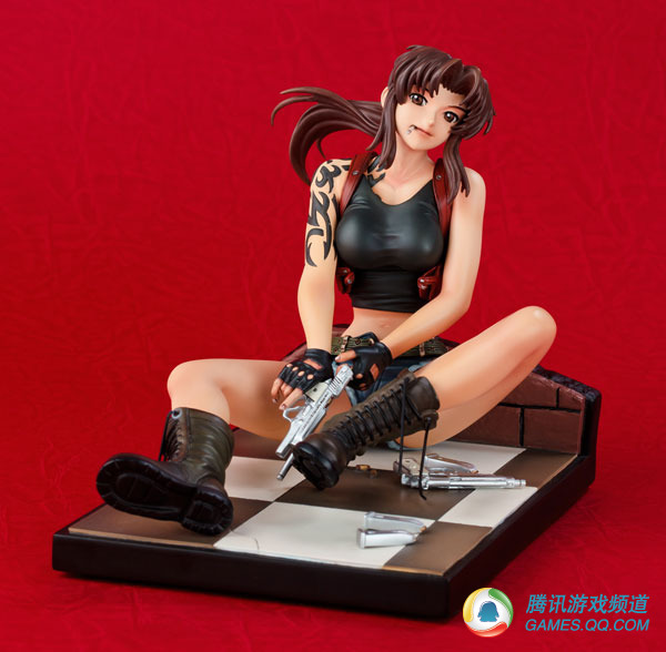 黑礁》女主角拉薇手办叼烟耍手枪_日本の家吧