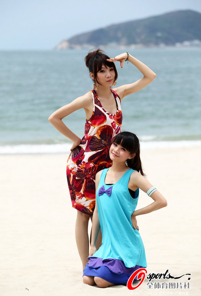 高清:曝啦啦队员<em>海边</em>假期 <em>清纯</em>美女<em>性感</em>泳衣_