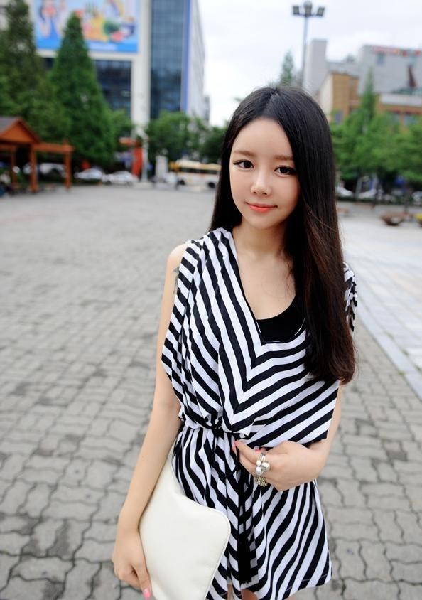 韩国嫩模换季街拍大pk