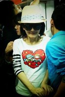 组图:张杰谢娜国外度蜜月 网友替厨师讨薪_腾讯