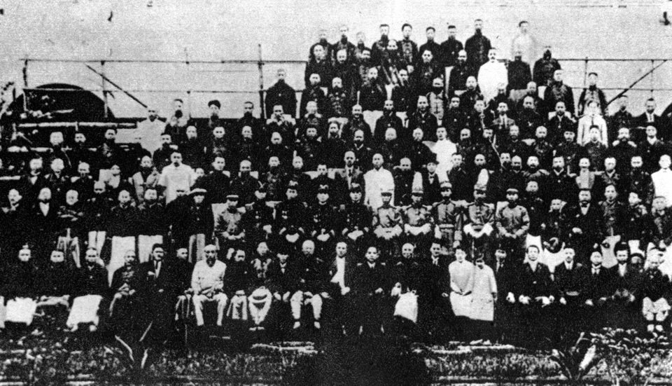 1921年苏联经济e?策_俄罗斯1921年不为人知的惨状